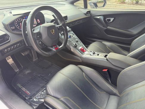 Used 2015 Lamborghini Huracan LP 610-4 image 29