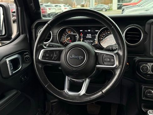 Used 2021 Jeep Gladiator Overland w/ Popular Equipment Package image 9