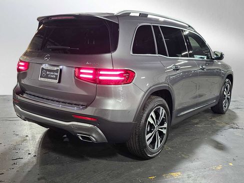 New 2026 Mercedes-Benz GLB 250 4MATIC image 3