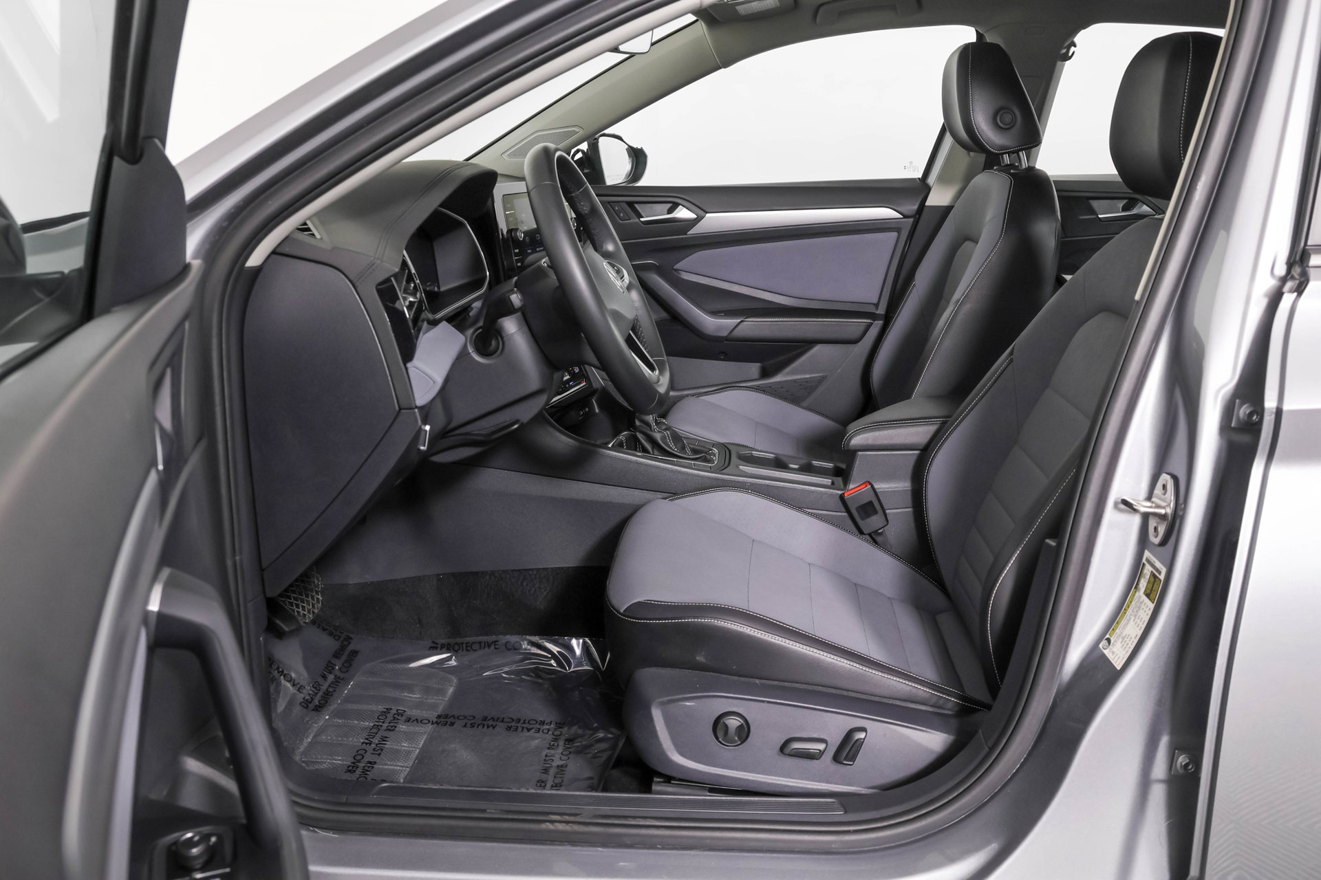 Used 2026 Volkswagen Jetta SE w/ Black Wheel Package FWD image 20