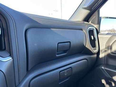 Certified 2022 GMC Sierra 1500 AT4 w/ AT4 Preferred Package image 43