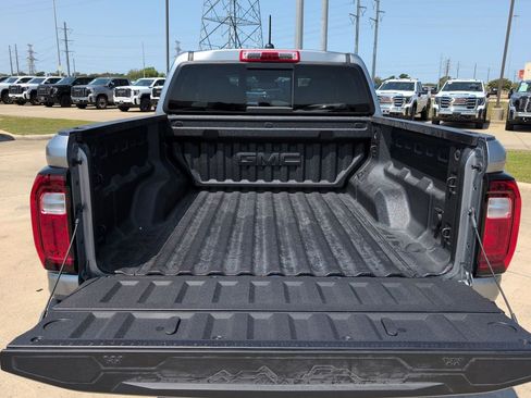 New 2026 GMC Canyon AT4X image 16