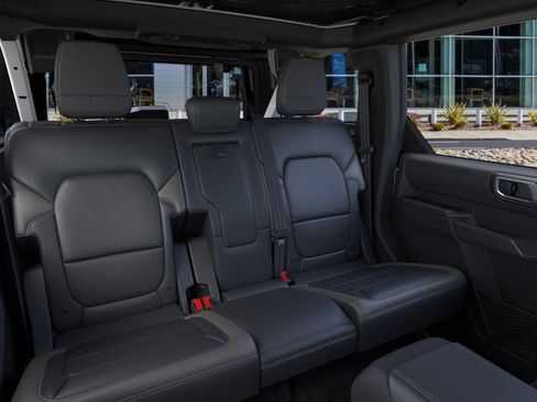 New 2025 Ford Bronco Outer Banks image 11