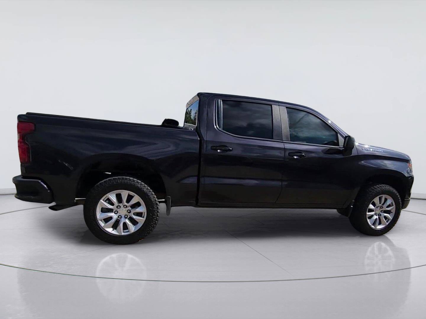 Certified 2022 Chevrolet Silverado 1500 Custom RWD image 9