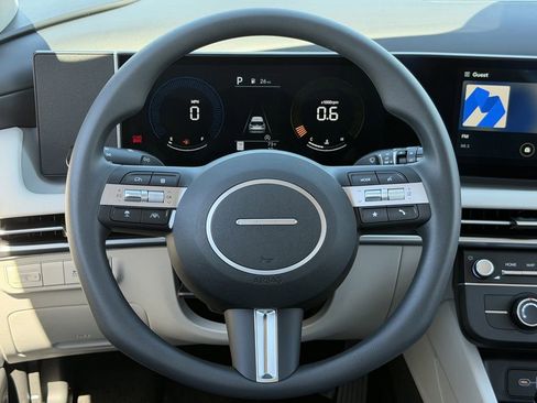 New 2026 Hyundai Tucson SE image 13