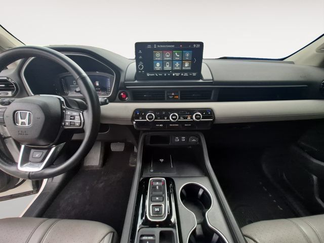 Used 2023 Honda Pilot Elite image 11