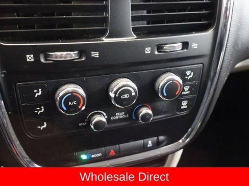 Used 2013 Dodge Grand Caravan SE image 19