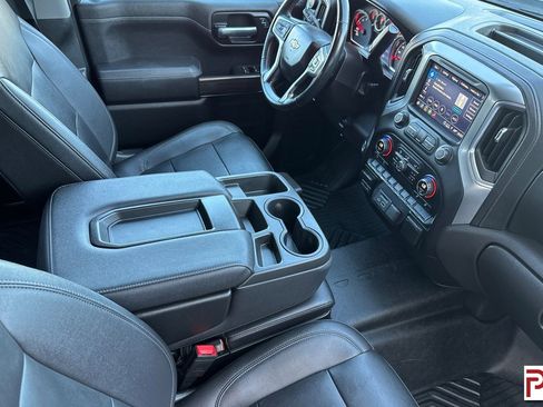 Used 2021 Chevrolet Silverado 1500 LT w/ Z71 Off-Road Package AWD/4WD image 18