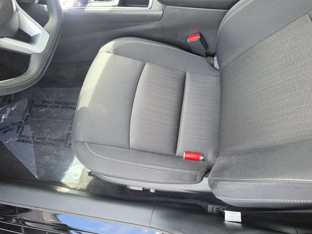 Used 2025 Nissan Altima 2.5 SV FWD image 19