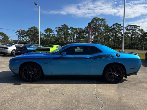 Used 2023 Dodge Challenger R/T w/ Blacktop Package image 6
