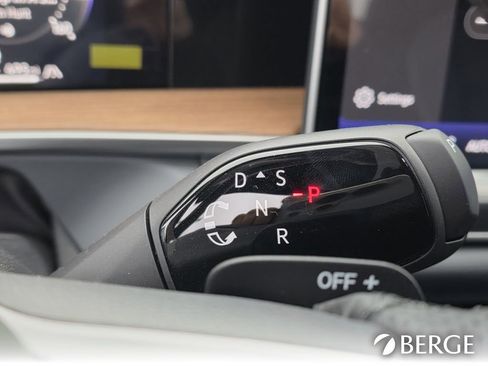 New 2026 Volkswagen Tiguan SEL R-Line image 21