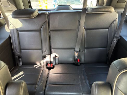 Used 2023 Chevrolet Tahoe Premier RWD image 32