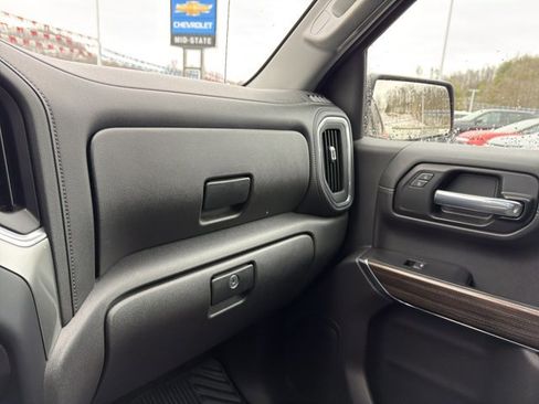 Used 2021 Chevrolet Silverado 1500 RST image 25