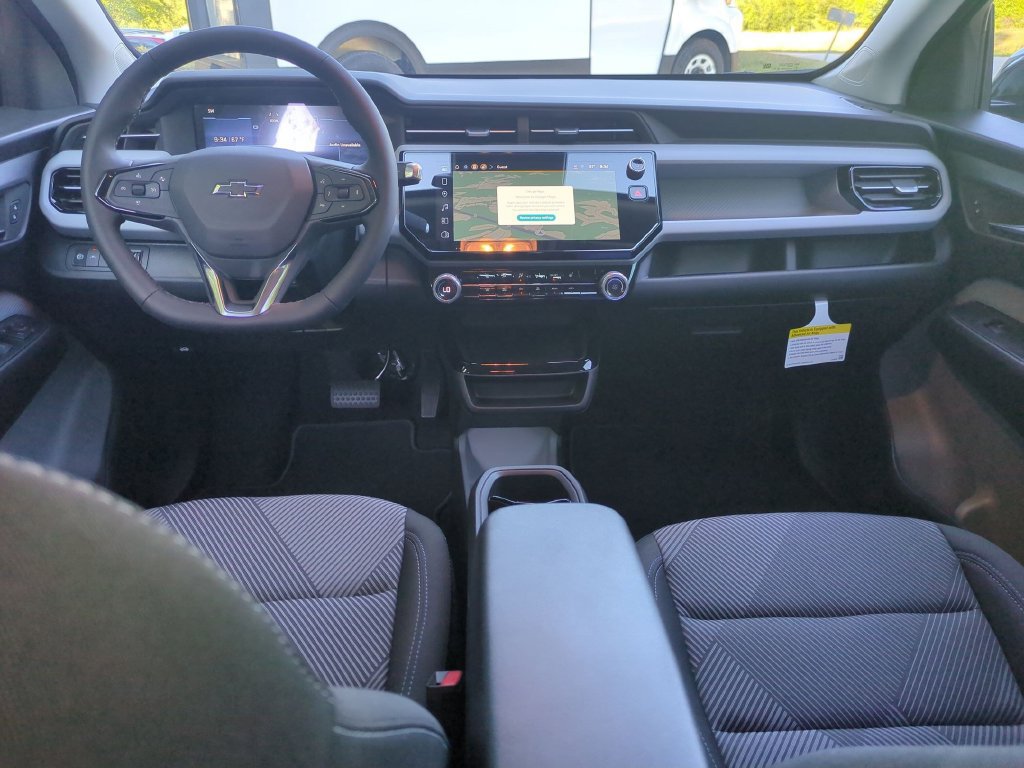 New 2027 Chevrolet Bolt LT w/ Comfort Package FWD image 29