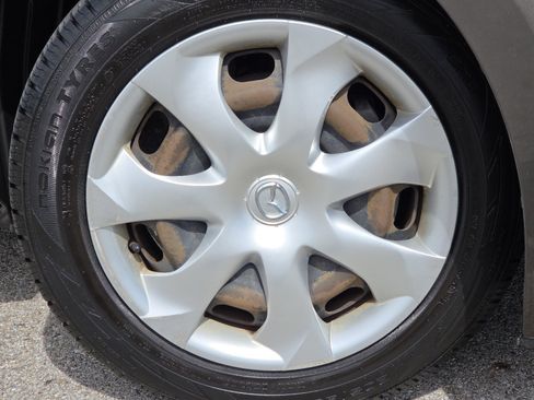 Used 2015 MAZDA MAZDA3 i Sport FWD image 7