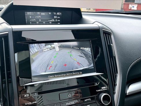 Used 2023 Subaru Forester Premium image 9