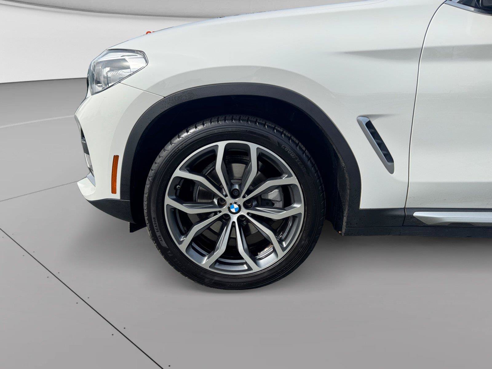 Used 2020 BMW X4 xDrive30i w/ Convenience Package AWD/4WD image 14