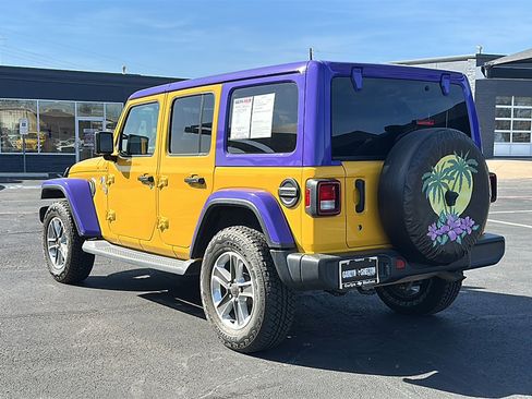 Used 2019 Jeep Wrangler Unlimited Sahara w/ Uconnect 4C Nav & Sound Group image 6