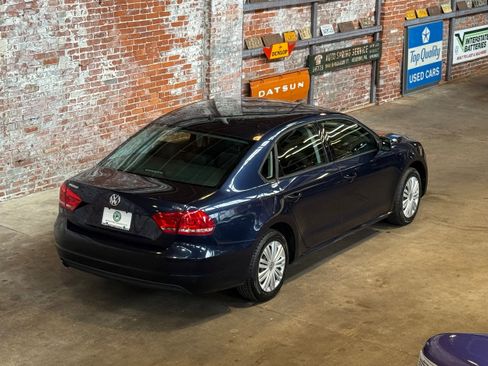 Used 2015 Volkswagen Passat 1.8T S image 88