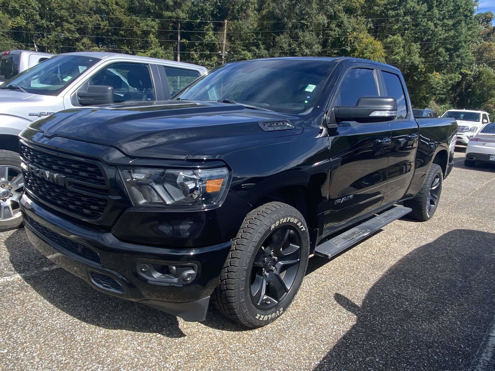 Used 2022 RAM 1500 Big Horn w/ Night Edition RWD image 3