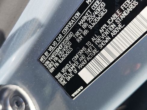 Used 2023 Volvo C40 P8 Recharge Ultimate AWD/4WD image 19