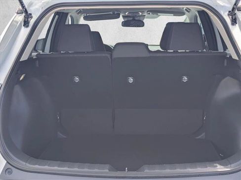 Used 2024 Toyota Corolla Cross LE FWD image 6
