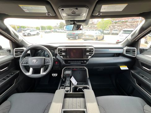 New 2026 Toyota Tundra SR5 AWD/4WD image 9
