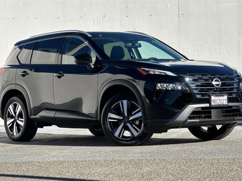 Certified 2025 Nissan Rogue SL w/ SL Premium Package image 2