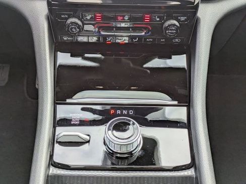 New 2025 Jeep Grand Cherokee L Limited AWD/4WD image 20