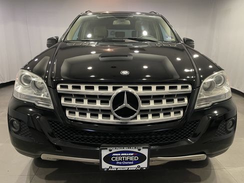 Used 2011 Mercedes-Benz ML 350 4MATIC image 2