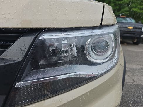Used 2022 Chevrolet Colorado ZR2 AWD/4WD image 12