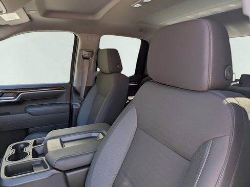 New 2026 GMC Sierra 1500 Elevation image 10