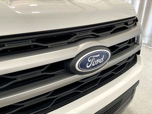 Used 2024 Ford Expedition XLT image 7