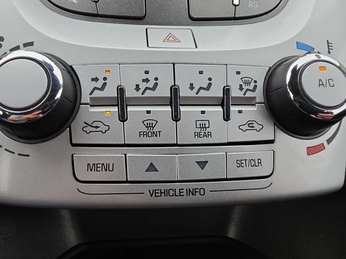 Used 2017 GMC Terrain SLE FWD image 23