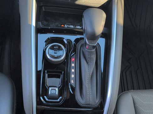 New 2026 Chevrolet Colorado ZR2 image 22