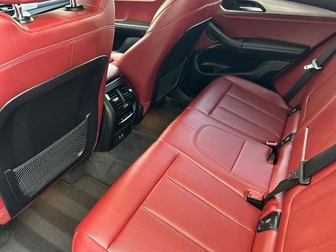 Used 2022 BMW X3 xDrive30i w/ Convenience Package w/ZPA image 12