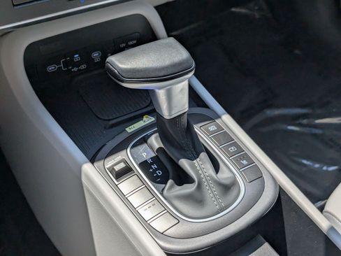Certified 2026 Hyundai Kona SEL Sport FWD image 17