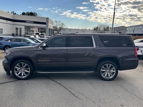 Used 2015 Chevrolet Suburban LTZ image 5