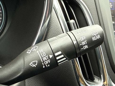 Used 2023 Chevrolet Equinox LT image 15