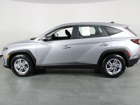 Certified 2026 Hyundai Tucson SE image 11