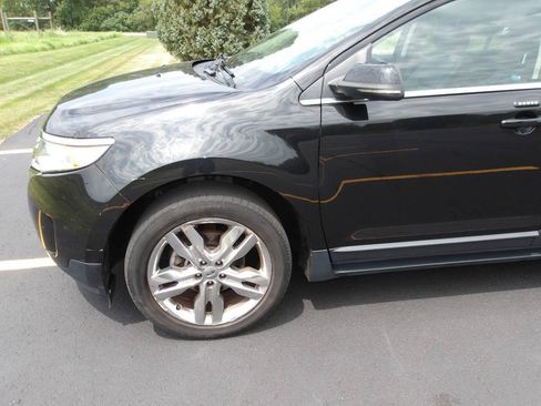 Used 2013 Ford Edge Limited FWD image 29