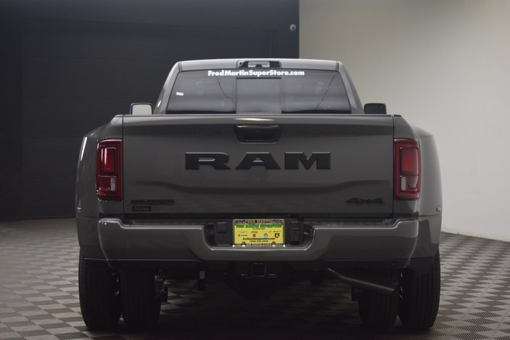 New 2026 RAM 3500 Big Horn AWD/4WD image 11