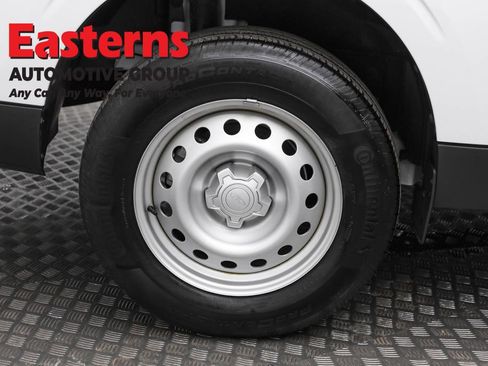 Used 2023 Ford Maverick XL image 28