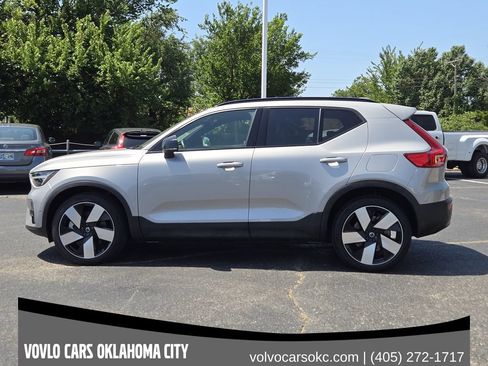 Certified 2023 Volvo XC40 Recharge Ultimate AWD/4WD image 3