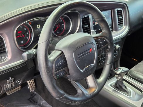 Used 2019 Dodge Charger GT RWD image 18