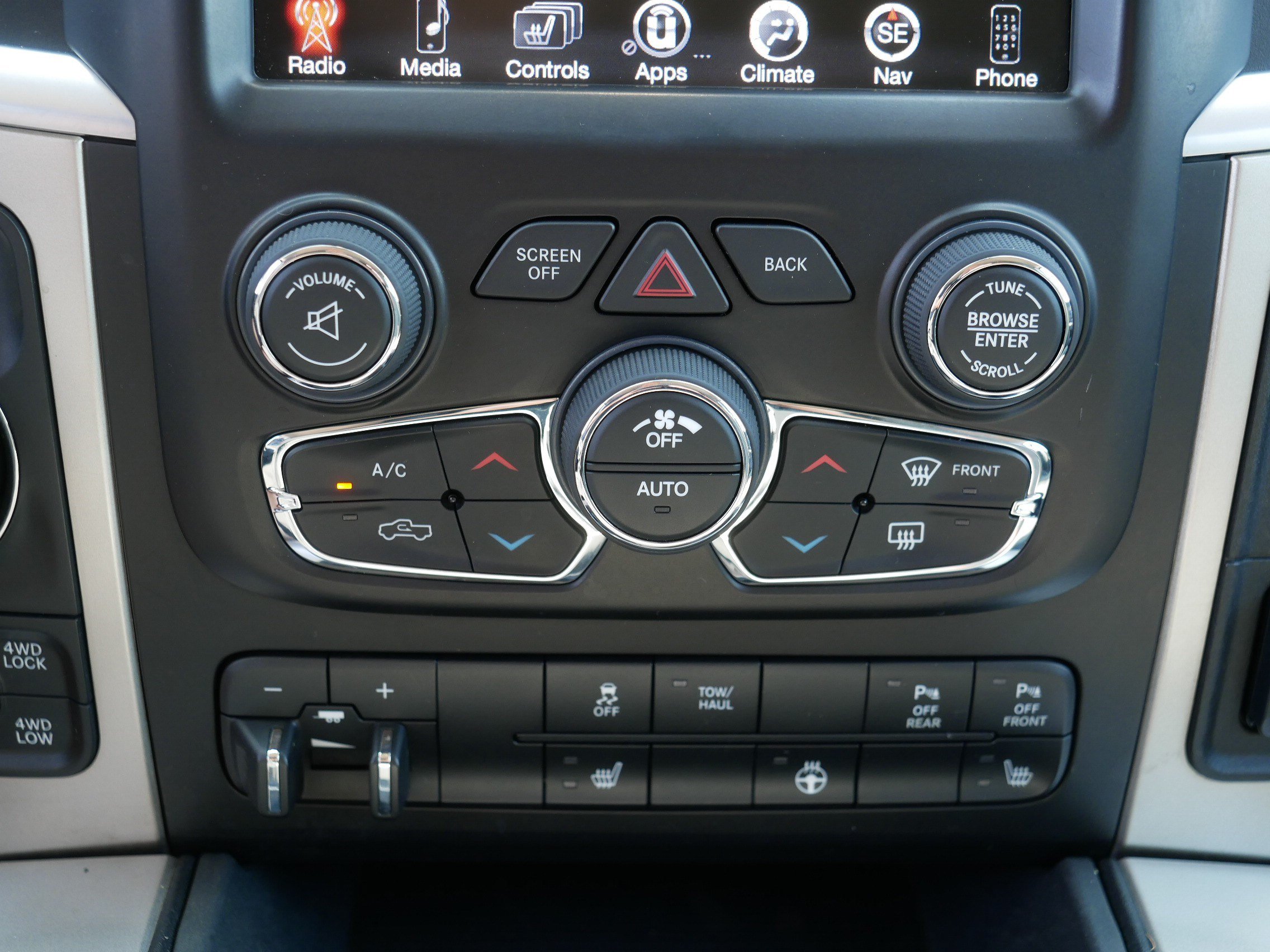 Used 2017 RAM 1500 Big Horn AWD/4WD image 23