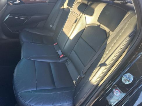 Used 2017 Kia Cadenza Premium w/ Luxury Package image 10