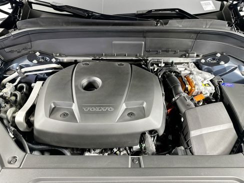 New 2025 Volvo XC90 T8 Plus w/ Protection Package Premier image 23