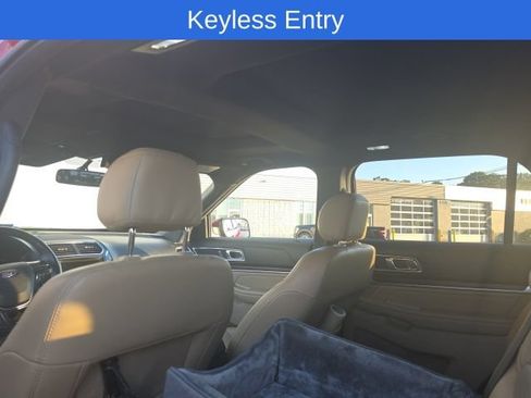 Used 2017 Ford Explorer Limited AWD/4WD image 9