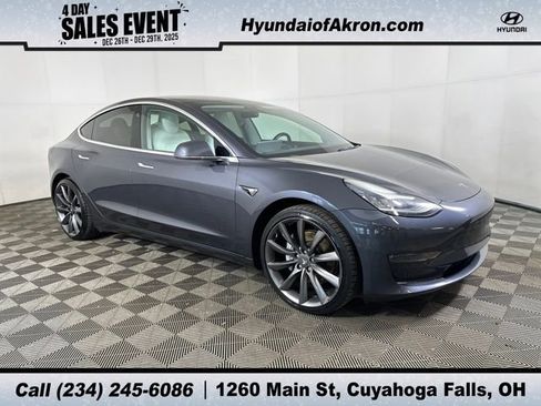 Used 2018 Tesla Model 3 Long Range image 1